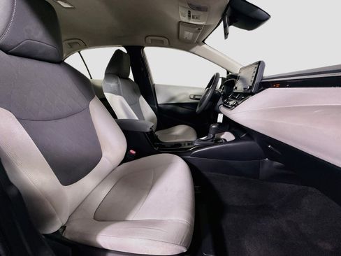 Used 2022 Toyota Corolla LE FWD image 28