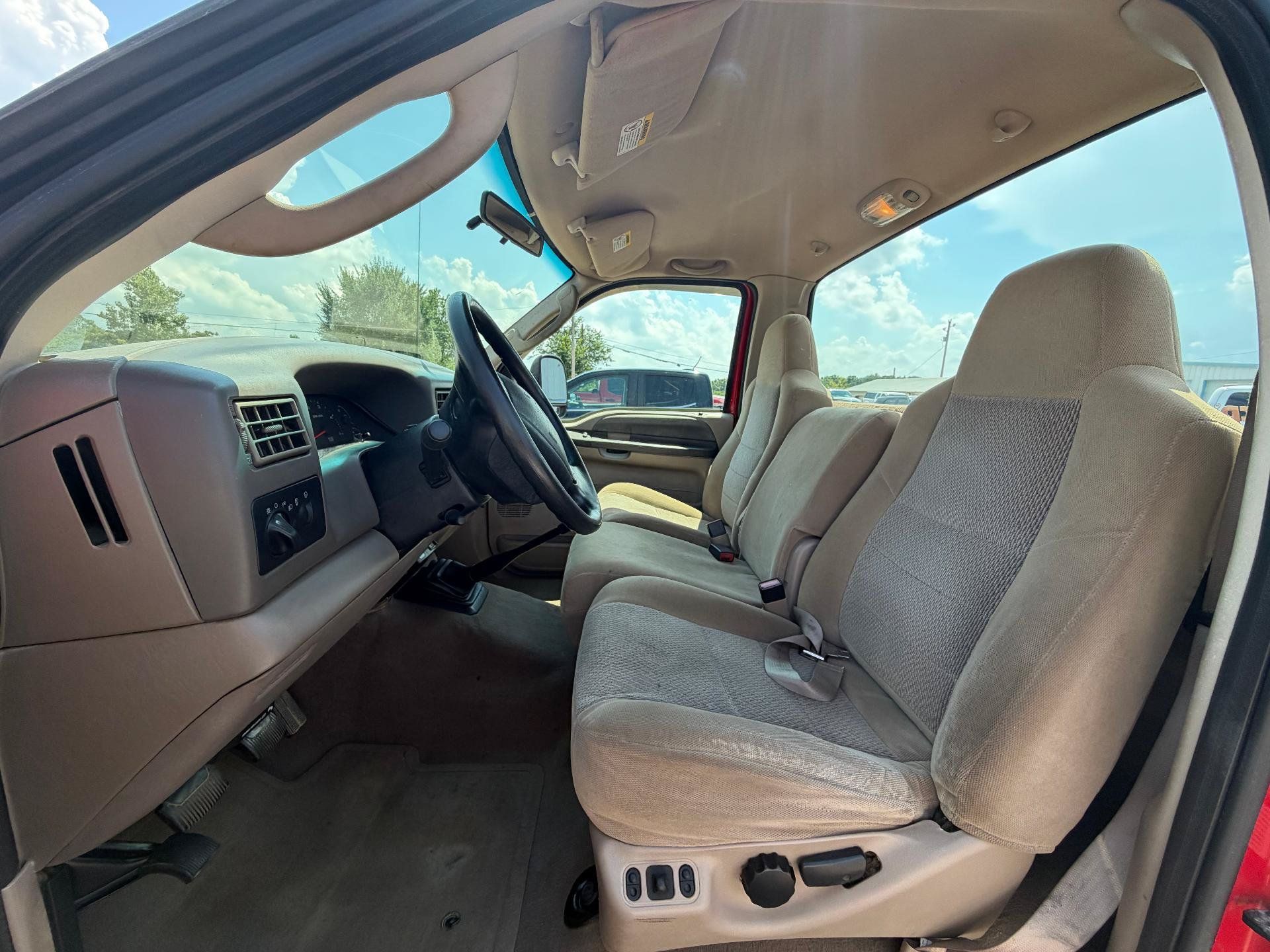 Used 2003 Ford F250 XL AWD/4WD image 9