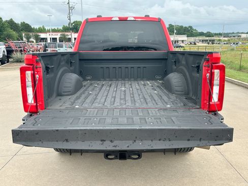 Used 2023 Ford F250 XLT w/ FX4 Off-Road Package AWD/4WD image 23