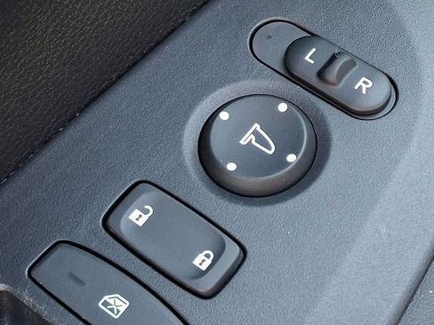 Certified 2024 Honda HR-V LX image 26