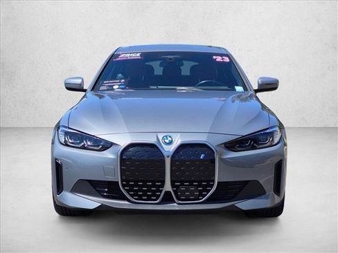Used 2023 BMW i4 eDrive40 RWD image 2