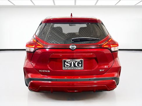 Used 2023 Nissan Kicks SV FWD image 5
