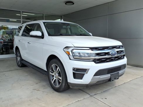 Used 2024 Ford Expedition Limited RWD image 1