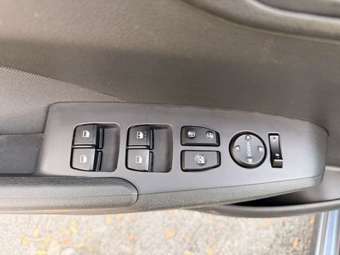 Used 2019 Hyundai Accent SE image 18