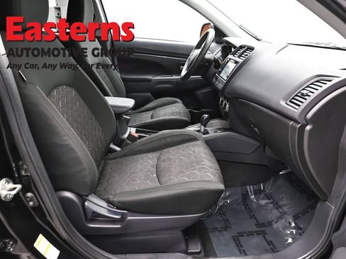 Used 2023 Mitsubishi Outlander Sport AWD image 22