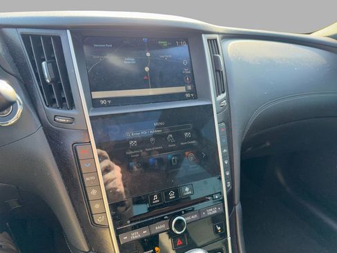 Used 2022 INFINITI Q50 Sensory image 17
