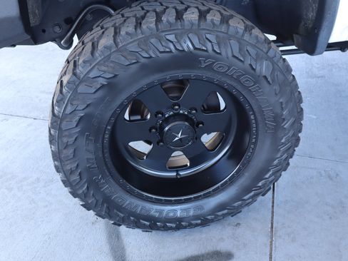 Used 2015 GMC Sierra 3500 Denali w/ Duramax Plus Package image 45