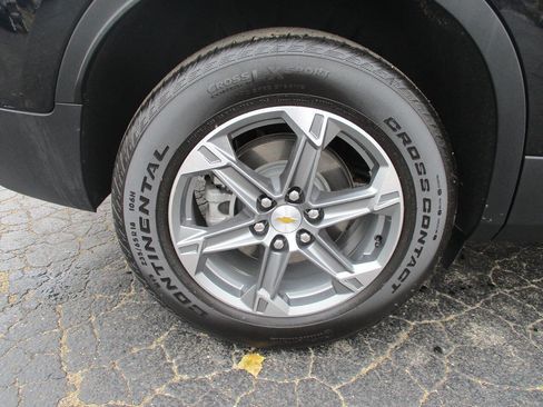 Used 2023 Chevrolet Blazer LT image 11