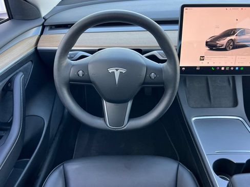 Used 2022 Tesla Model 3 Long Range AWD/4WD image 19