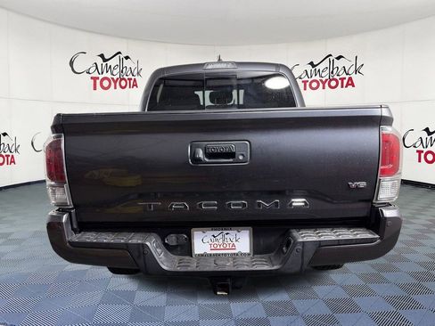 Used 2023 Toyota Tacoma TRD Off-Road w/ Technology Package AWD/4WD image 7