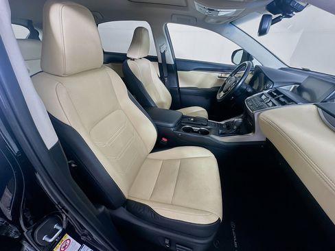 Used 2015 Lexus NX 300h AWD w/ Luxury Package image 33