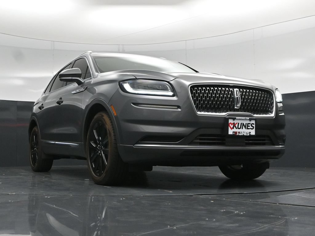 Used 2022 Lincoln Nautilus Reserve w/ Monochromatic Package AWD/4WD image 56