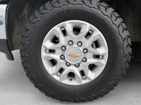 Used 2024 Chevrolet Silverado 2500 LT w/ All Star Edition AWD/4WD image 23