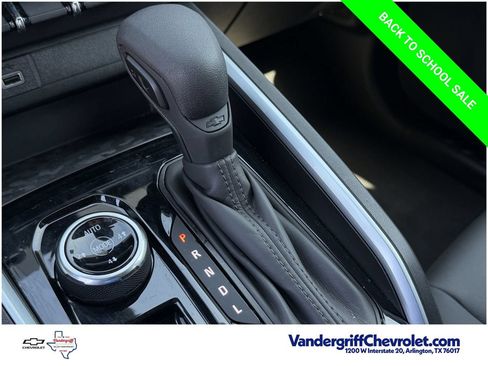 Used 2024 Chevrolet Colorado Trail Boss w/ Advanced Trailering Package AWD/4WD image 18