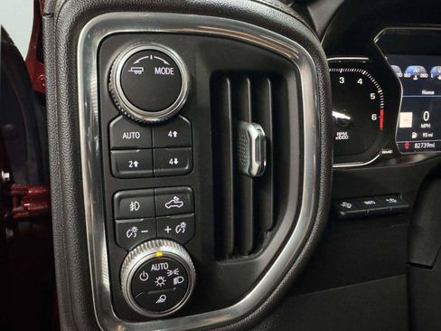 Used 2021 GMC Sierra 1500 AT4 w/ AT4 Premium Package AWD/4WD image 46