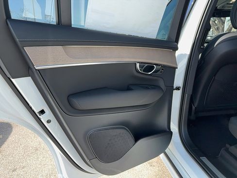 Used 2025 Volvo XC90 T8 Core w/ Protection Package image 15