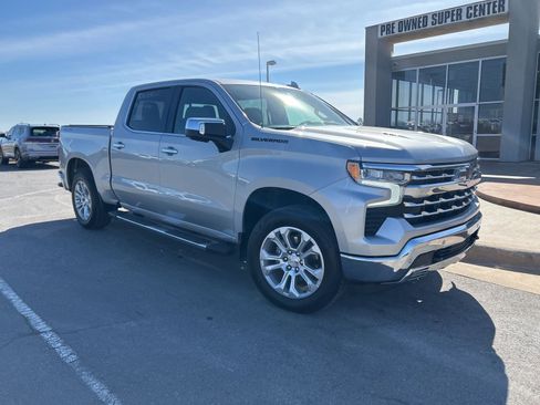 Used 2022 Chevrolet Silverado 1500 LTZ w/ Technology Package image 3