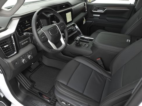 New 2026 GMC Sierra 1500 Denali AWD/4WD image 9
