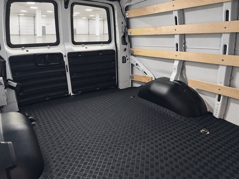 Used 2025 Chevrolet Express 2500 w/ Driver Convenience Package RWD image 8