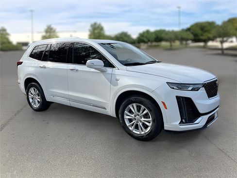 Certified 2024 Cadillac XT6 Luxury w/ LPO, Floor Liner Package image 1