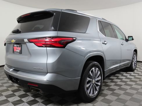Used 2023 Chevrolet Traverse Premier AWD/4WD image 15