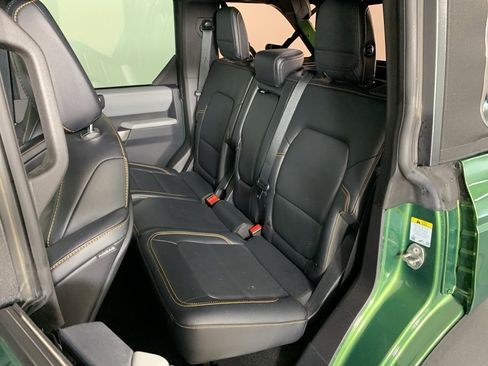 Used 2022 Ford Bronco Badlands image 31