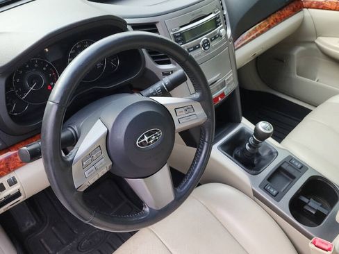 Used 2010 Subaru Legacy 2.5GT Limited AWD/4WD image 11