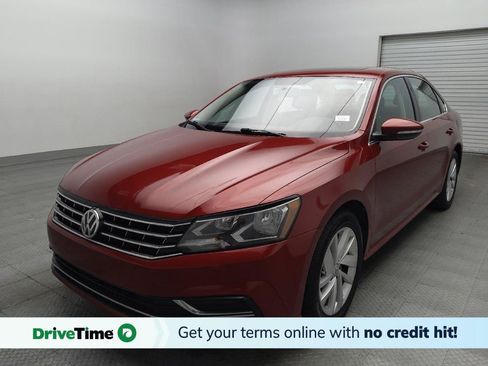 Used 2018 Volkswagen Passat 2.0T SE FWD image 1
