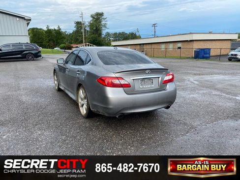 Used 2011 INFINITI M56 w/ Sport Pkg RWD image 7