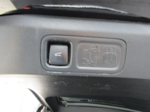 Certified 2021 Ford Expedition Max XLT AWD/4WD image 15