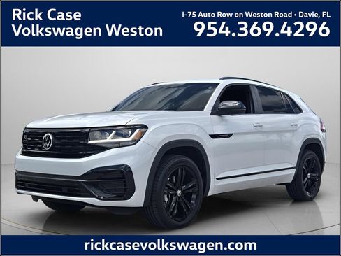 Certified 2023 Volkswagen Atlas Cross Sport SEL R-Line AWD/4WD image 1