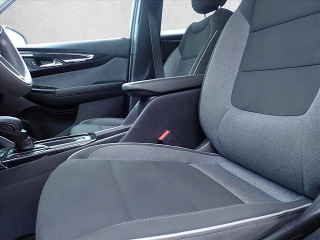 Used 2025 Chevrolet TrailBlazer LT AWD/4WD image 11