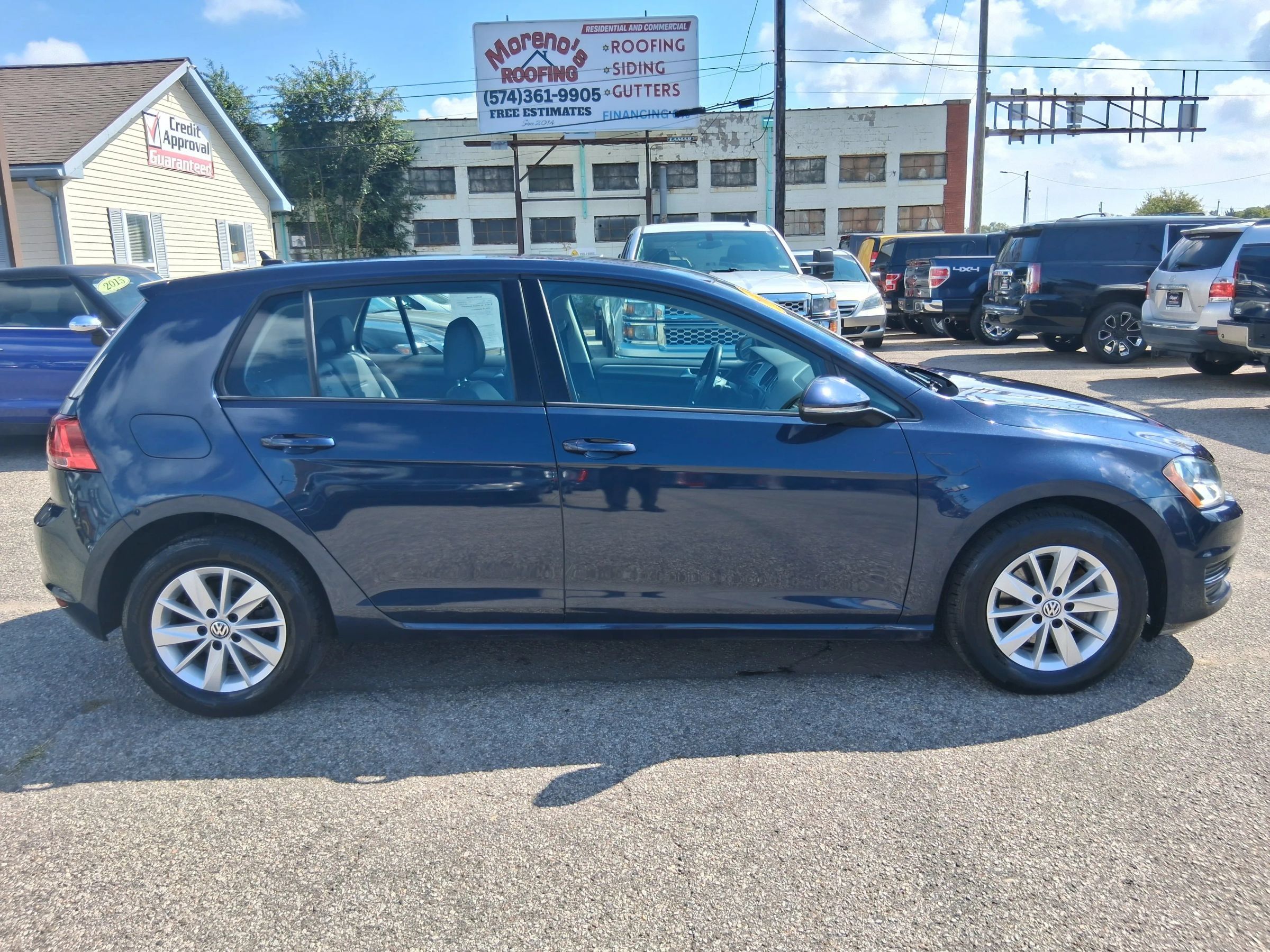 Used 2015 Volkswagen Golf S FWD image 8