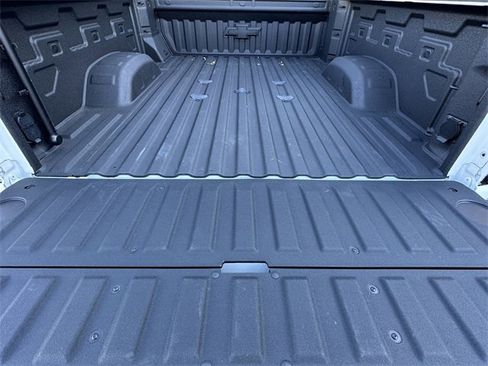 Certified 2025 Chevrolet Silverado 2500 ZR2 w/ ZR2 Bison Edition image 35