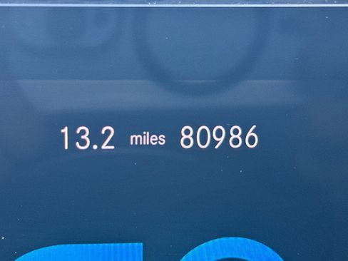 Used 2023 Mercedes-Benz EQB 250+ w/ Exclusive Package image 12