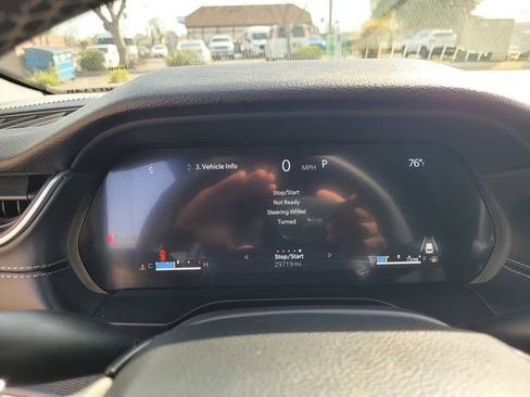 Used 2024 Jeep Grand Cherokee Altitude image 23