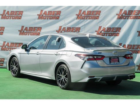 Used 2024 Toyota Camry SE FWD image 20