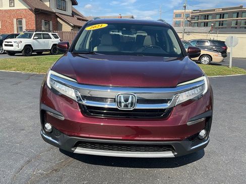 Used 2021 Honda Pilot Touring image 2