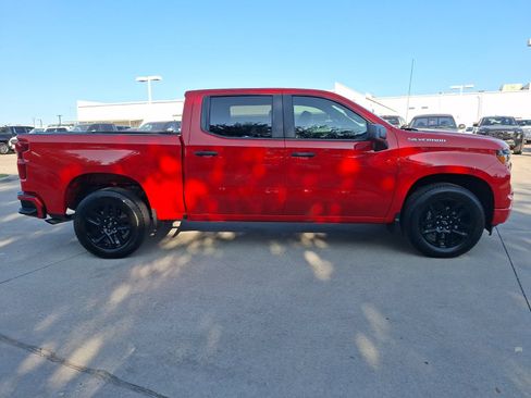 Used 2026 Chevrolet Silverado 1500 Custom RWD image 7