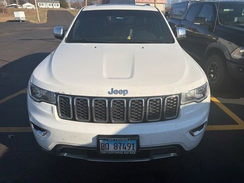 Used 2017 Jeep Grand Cherokee Limited image 2