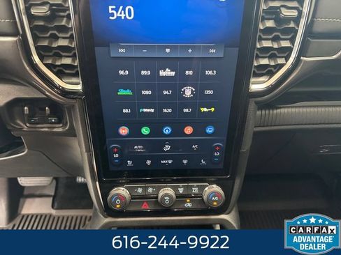 Used 2025 Ford Ranger Lariat w/ Advanced Towing Package AWD/4WD image 3