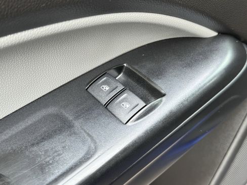 Used 2017 Chevrolet Colorado W/T image 22