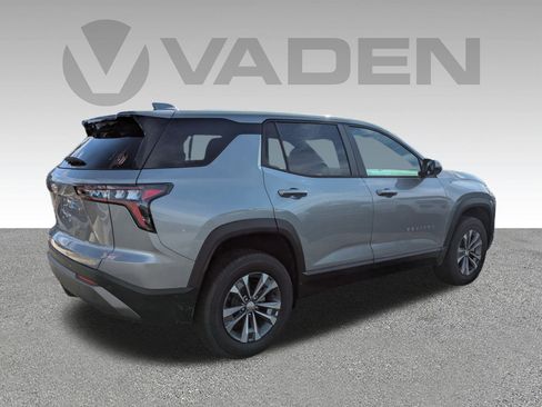 New 2026 Chevrolet Equinox LT w/ Convenience Package II image 23