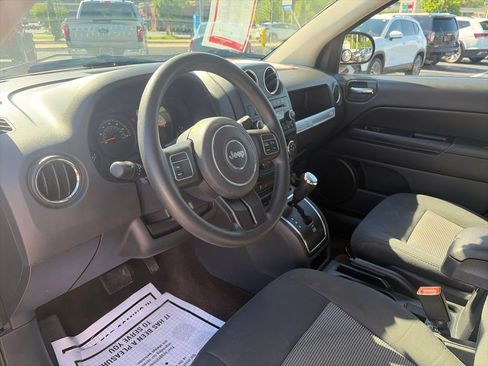 Used 2015 Jeep Compass Sport w/ Power Value Group AWD/4WD image 17
