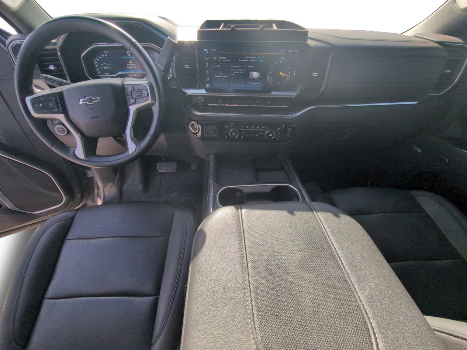 Used 2024 Chevrolet Silverado 2500 LTZ w/ LTZ Plus Package AWD/4WD image 12