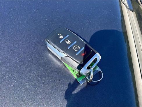 Used 2021 RAM 1500 Big Horn AWD/4WD image 10