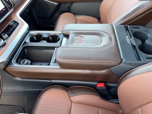 Used 2025 Ford Expedition King Ranch image 38