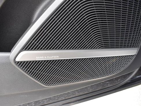 Used 2018 Audi SQ5 Prestige w/ Prestige Package image 13