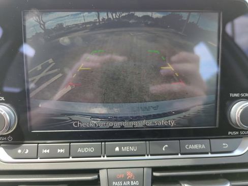 Used 2025 Nissan Altima 2.5 SR FWD image 26