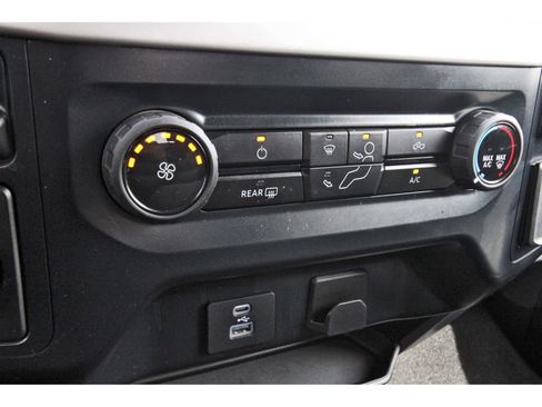 Used 2023 Ford F150 XLT image 11